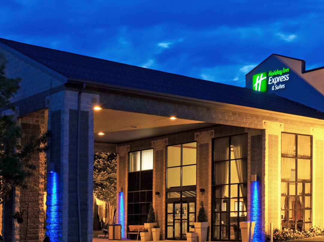 Candlewood Suites 大急流城机场主图