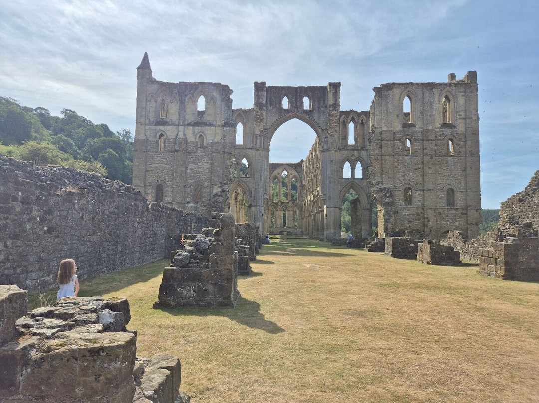 Rievaulx Abbey-赫尔姆斯利必去景点