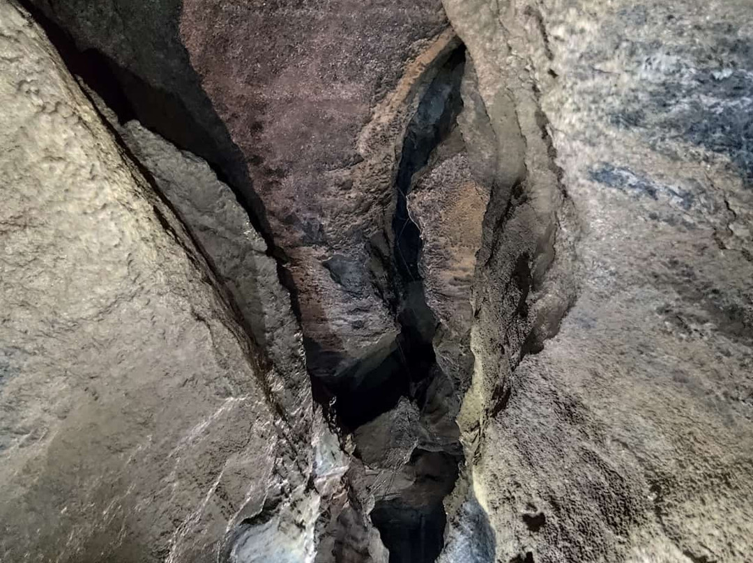 Grotte di Onferno-Gemmano必去景点