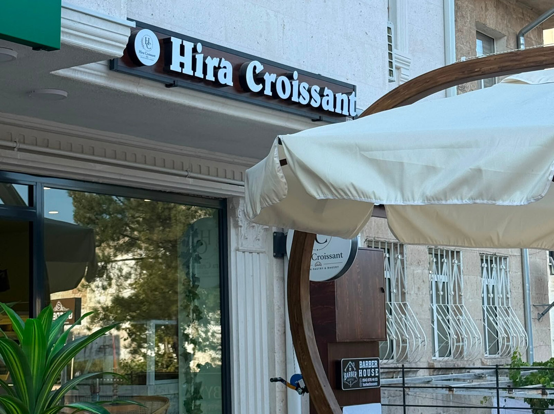 HİRA CROİSSANT