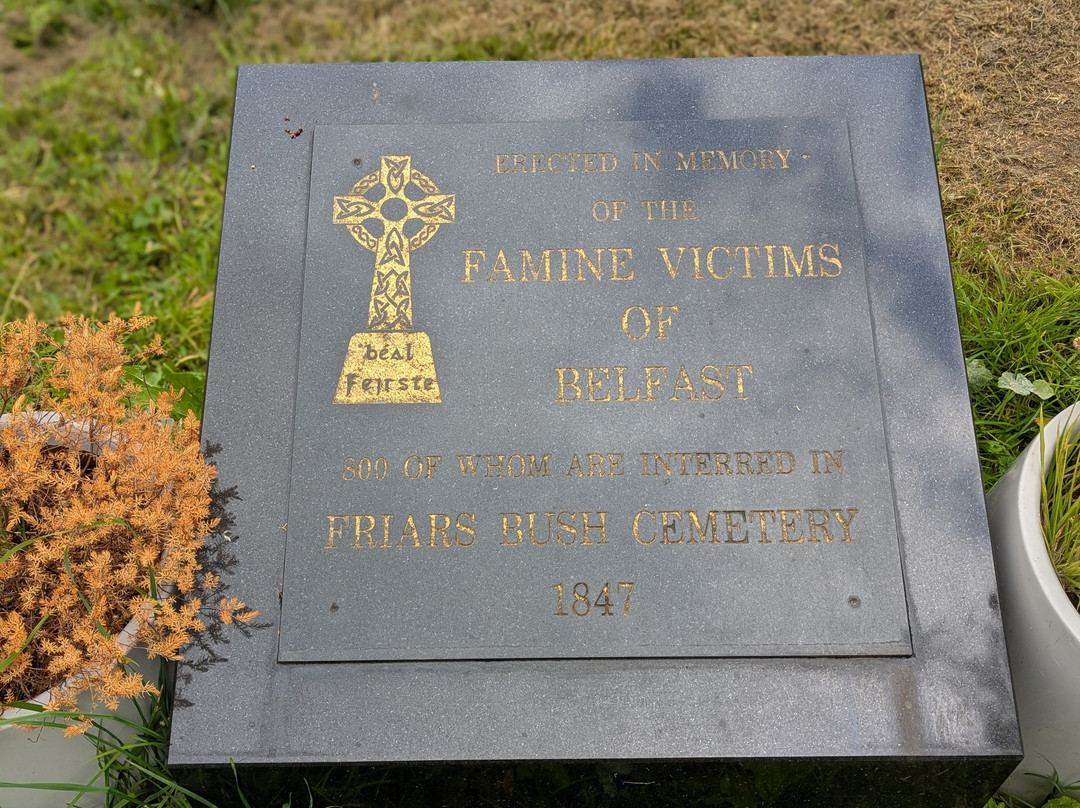 Friar's Bush Graveyard Cemetery Tours-贝尔法斯特必去景点