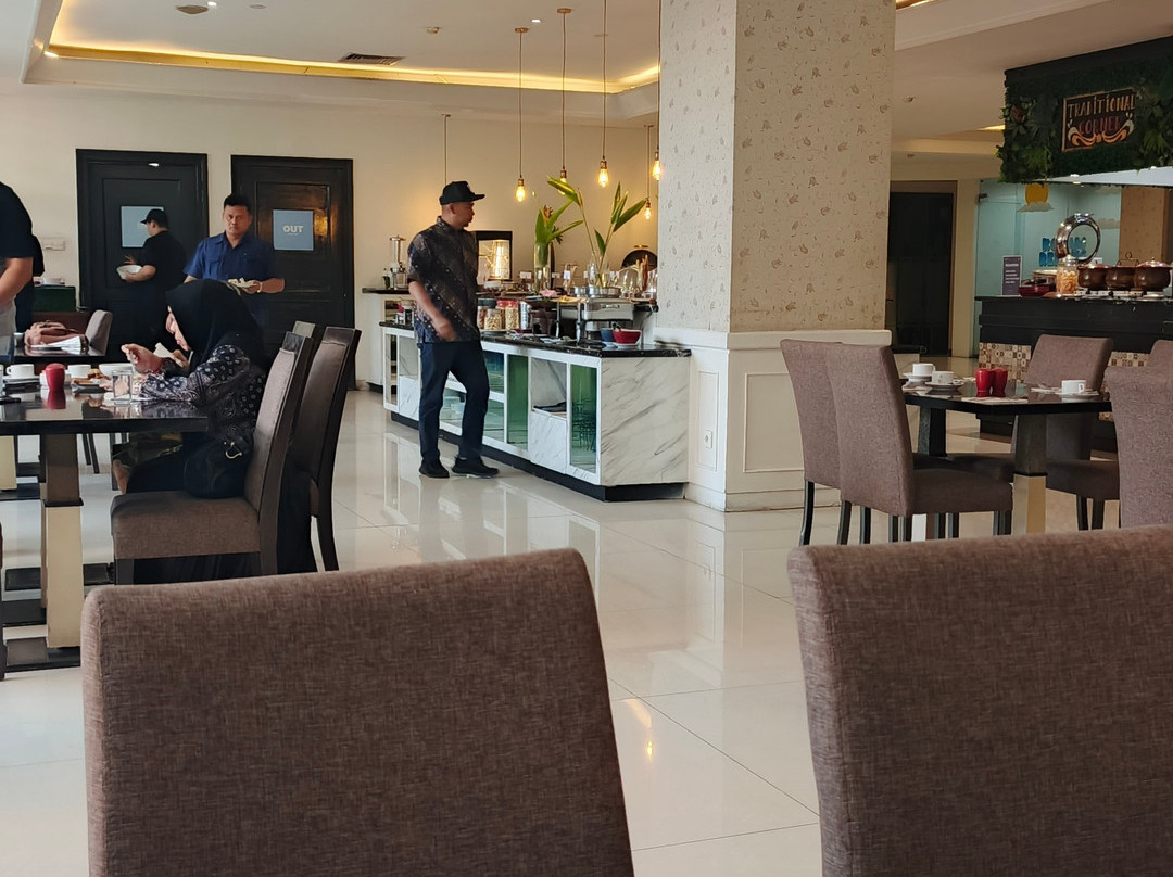 达法姆酒店-三宝垄主图