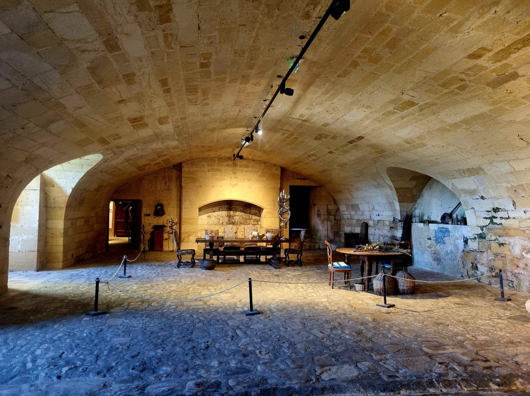 Chateau de Biron-Biron必去景点