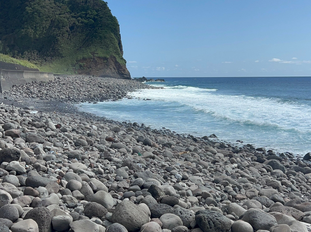 Yokoma Beach-八丈岛必去景点