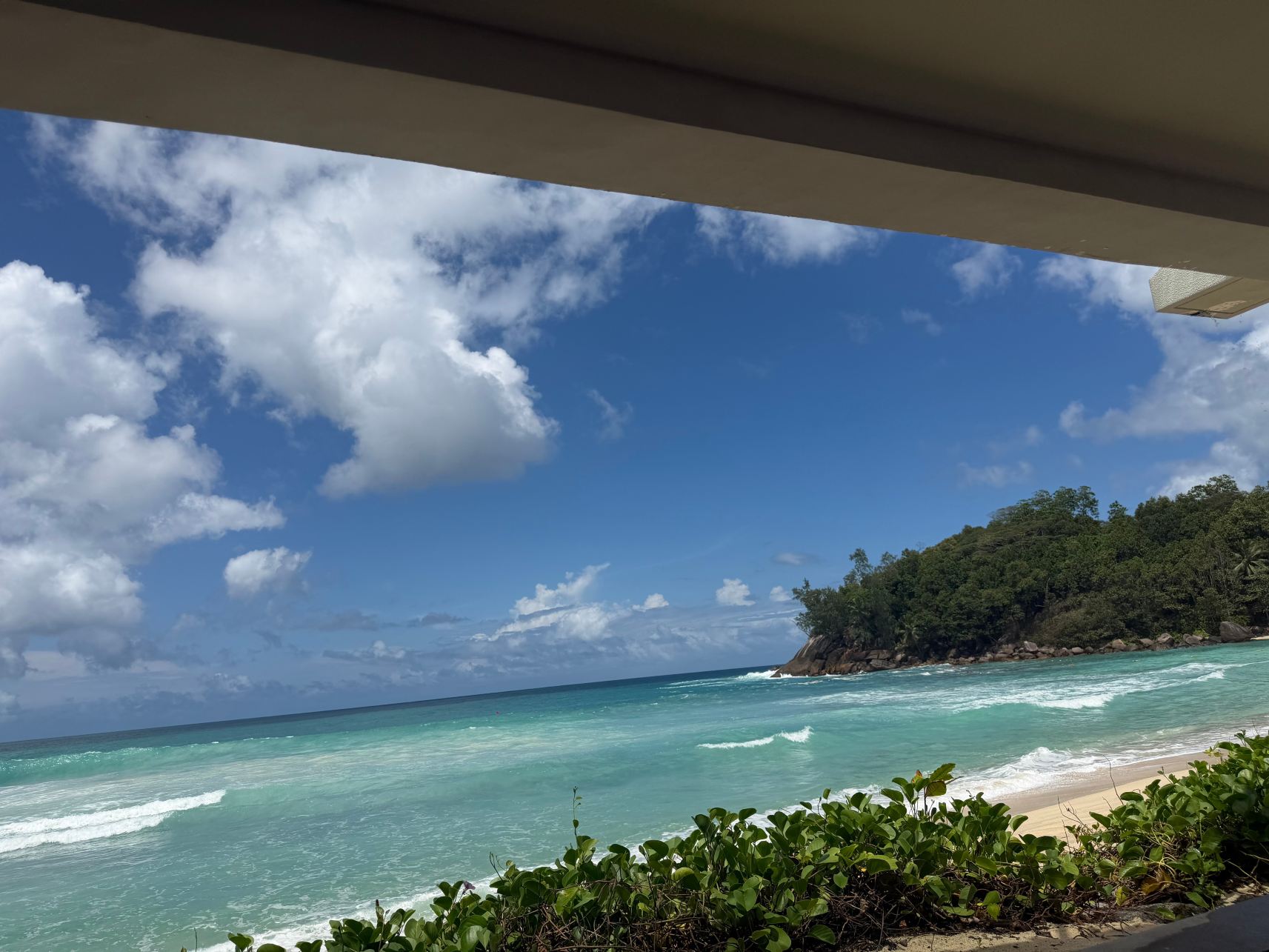 阿瓦尼+ 巴巴隆塞舌尔-旅行者