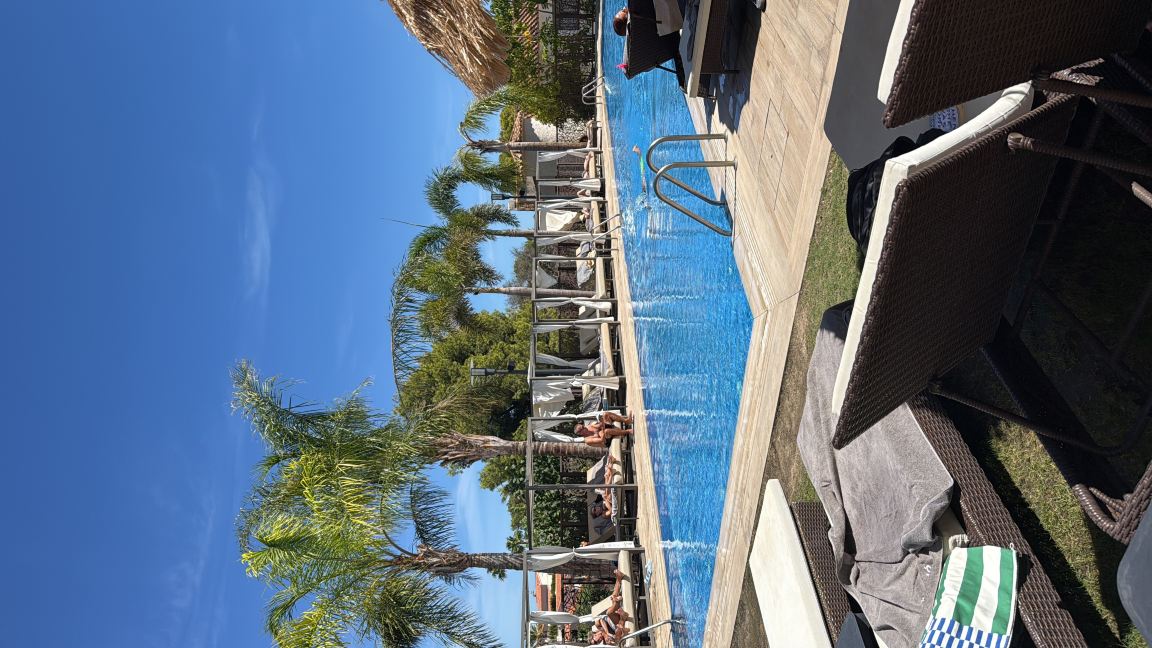 拉努西亚巴塞罗希尔斯酒店-旅行者