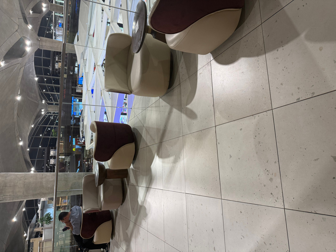 Plaza Premium Lounge (departures)-安曼必去景点