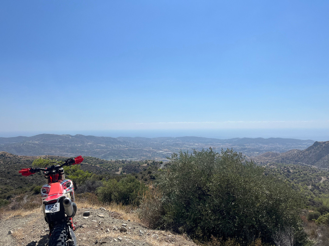 Exclaim Enduro Tours-Parekklisia必去景点