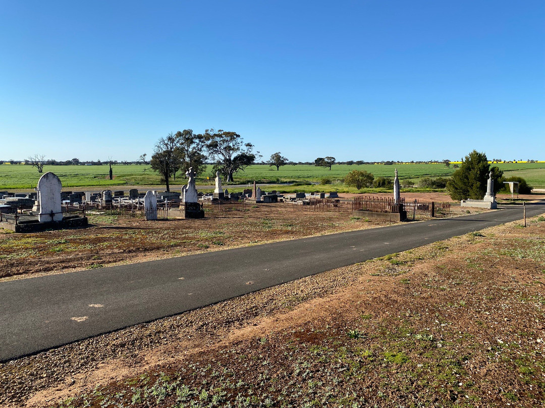 Kaniva Cemetery-Kaniva必去景点