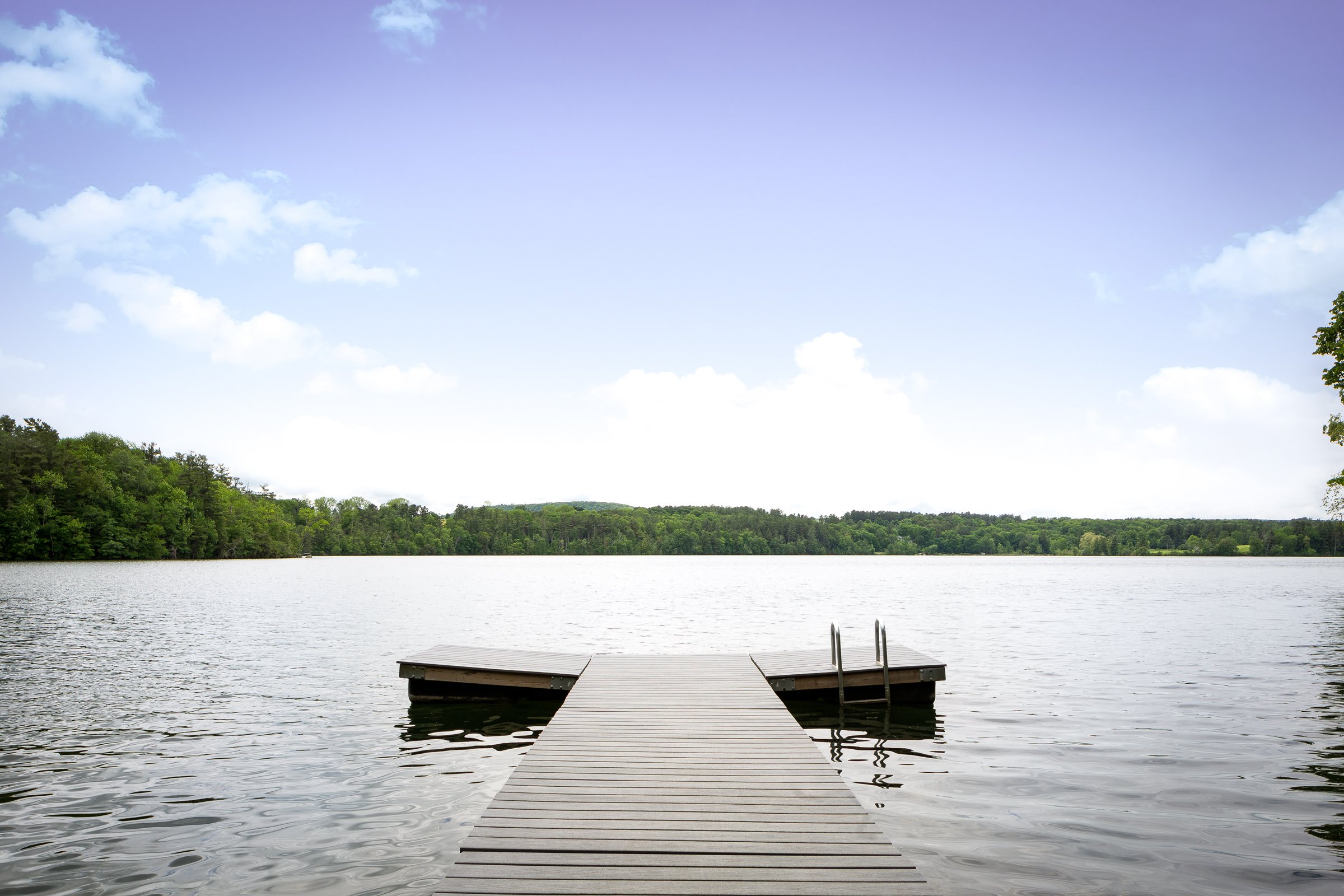 Lakehouse Inn-官方