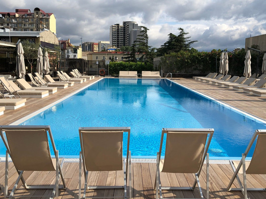 第比利斯假日酒店主图