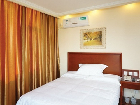 华锦之星酒店(青岛城市阳台景区西海岸汽车总站店)主图