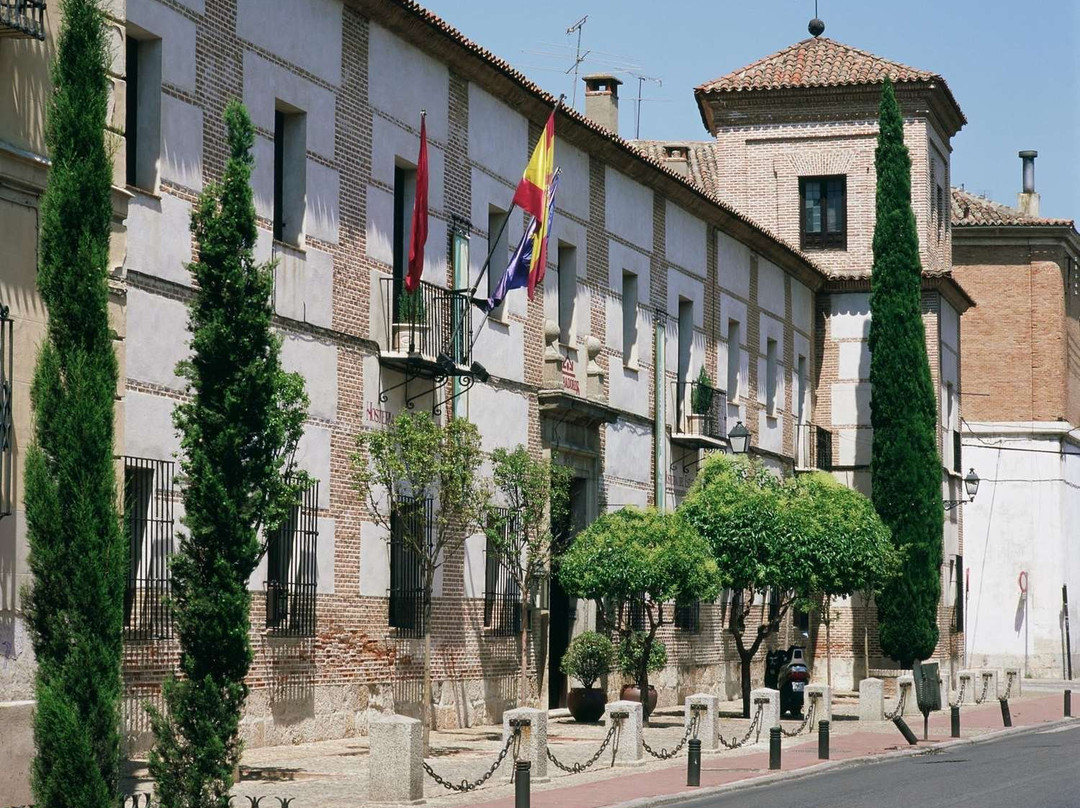 阿尔卡拉赫纳雷斯汽车旅馆酒店主图