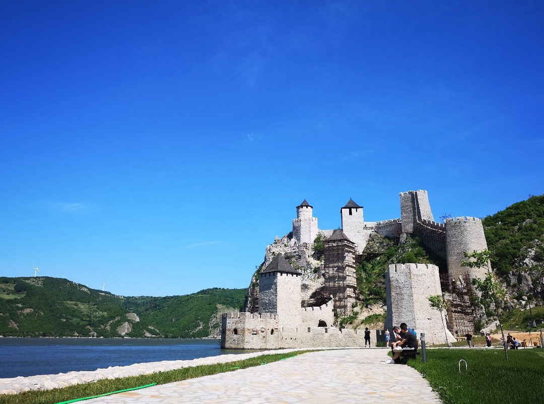 Golubac Fortress景点图片