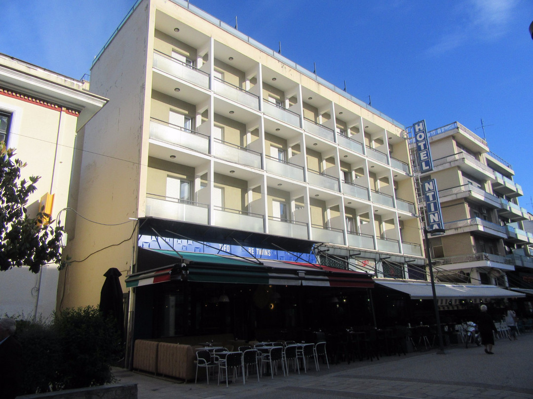 Parapotamos酒店住宿-Ntinas Hotel