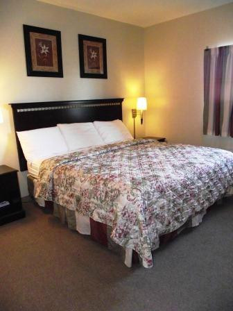 Extend a Suites Victoria