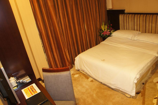 顺德君莱酒店主图