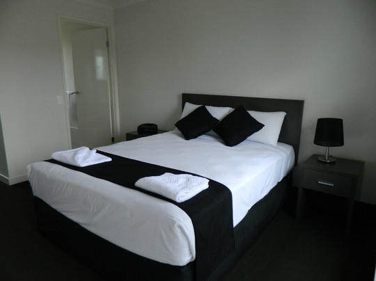 Clermont酒店住宿-Dooley's Tavern & Motel Capella