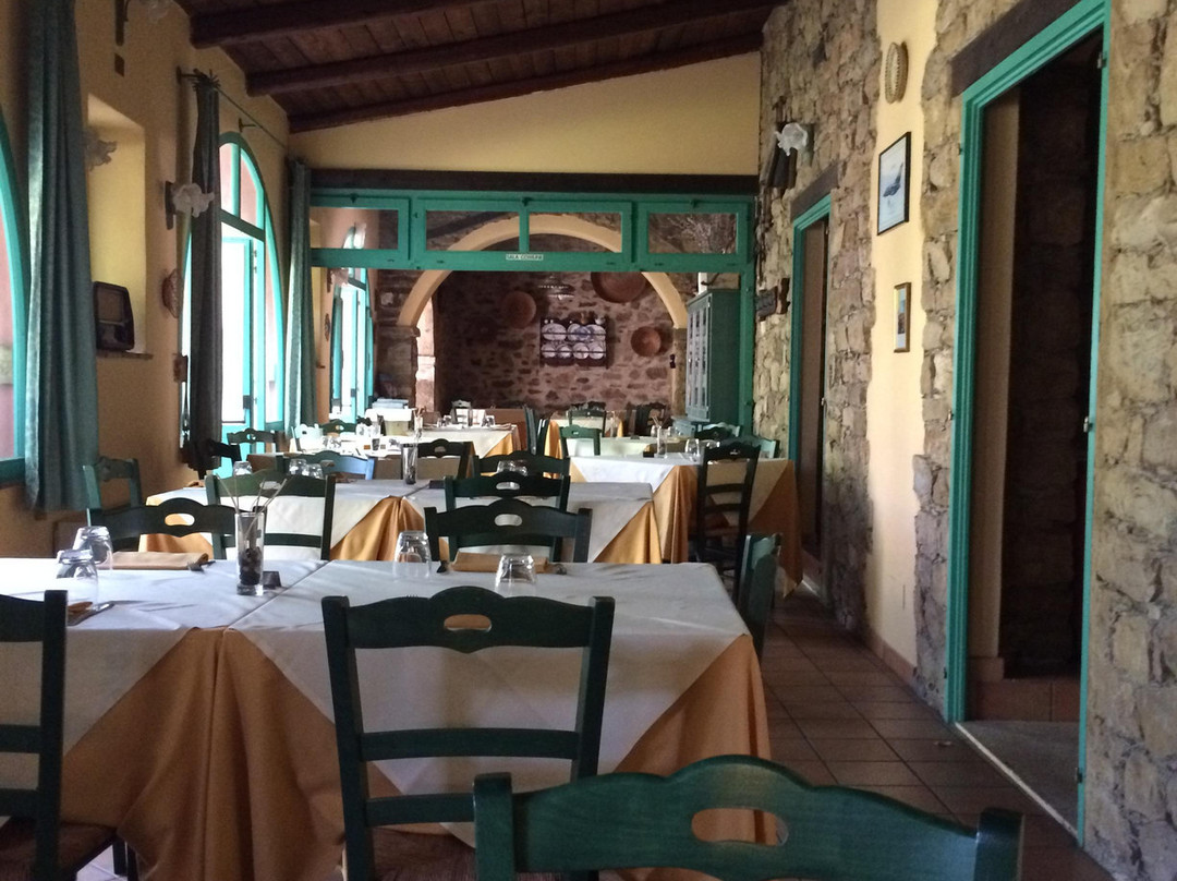 Genuri酒店住宿-Hotel Ristorante Pizzeria Sa Lolla