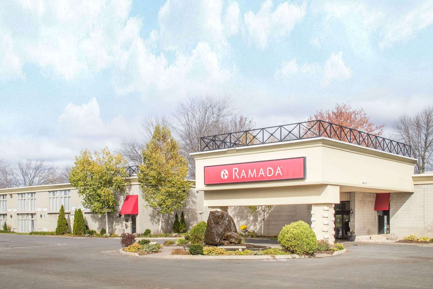 Ramada by Wyndham Cornwall-官方