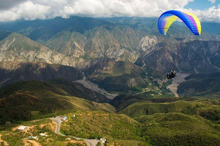 Parapente Fenixtreme景点图片