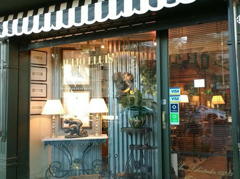 Acassuso旅游景点-Julio Lluis Antigüedades