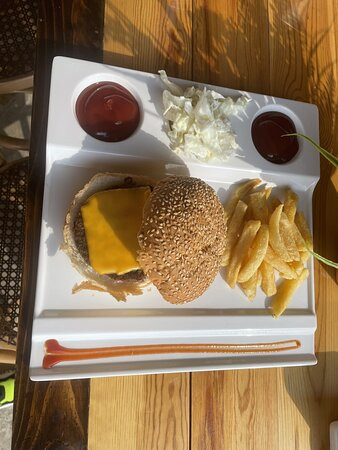 Palais Des Cedres主图