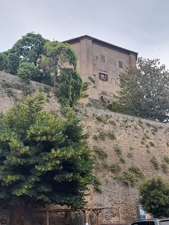 Rocca Farnese景点图片