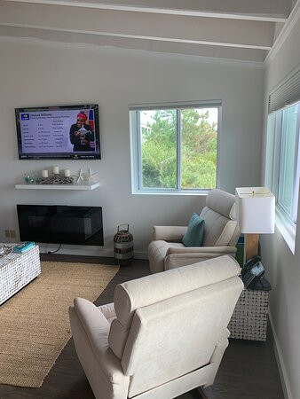 Sea Crest Resort主图