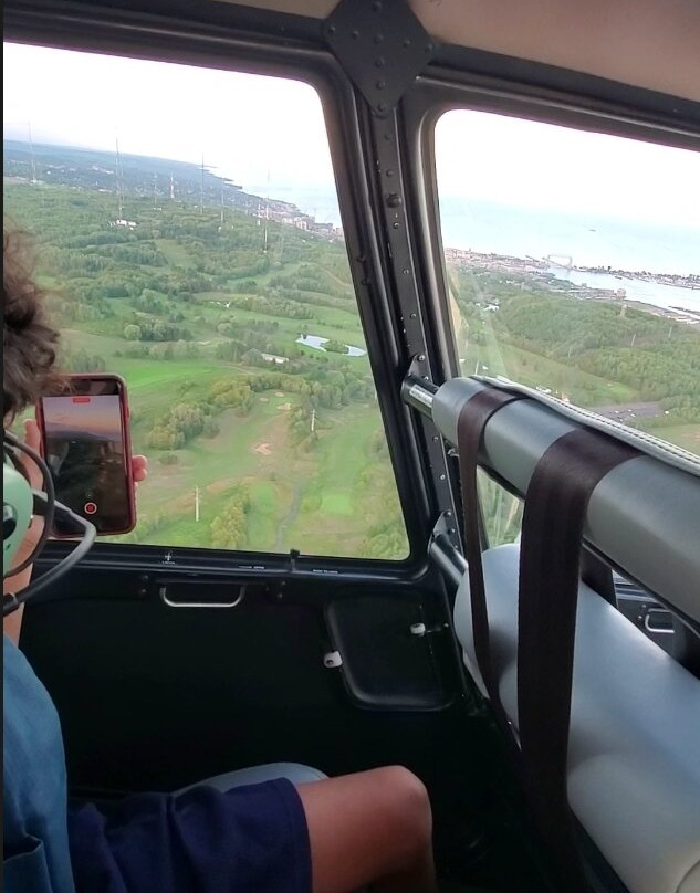 Lake Superior Helicopters景点图片