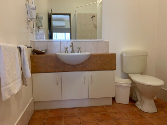 班伯里圣殿美居高尔夫度假酒店-浴室