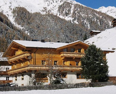 Innervillgraten酒店住宿-Die Natur Residenz