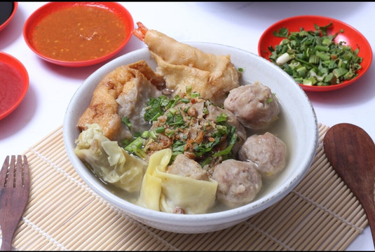 Klampok餐馆和美食-Bakso Kota Cak Man - Rest Area KM 260