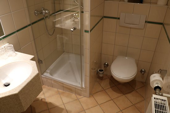 卡尔顿酒店主图