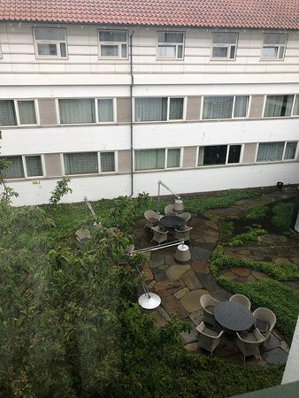 格洛斯楚普金郁金香酒店主图