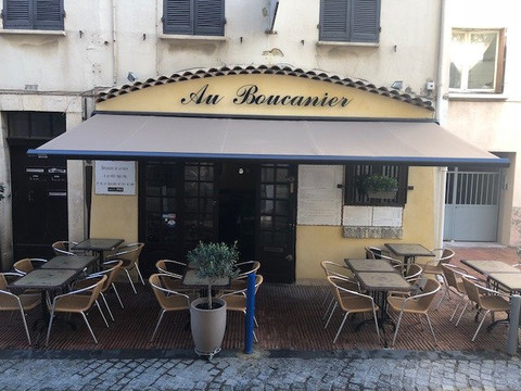 AU BOUCANIER