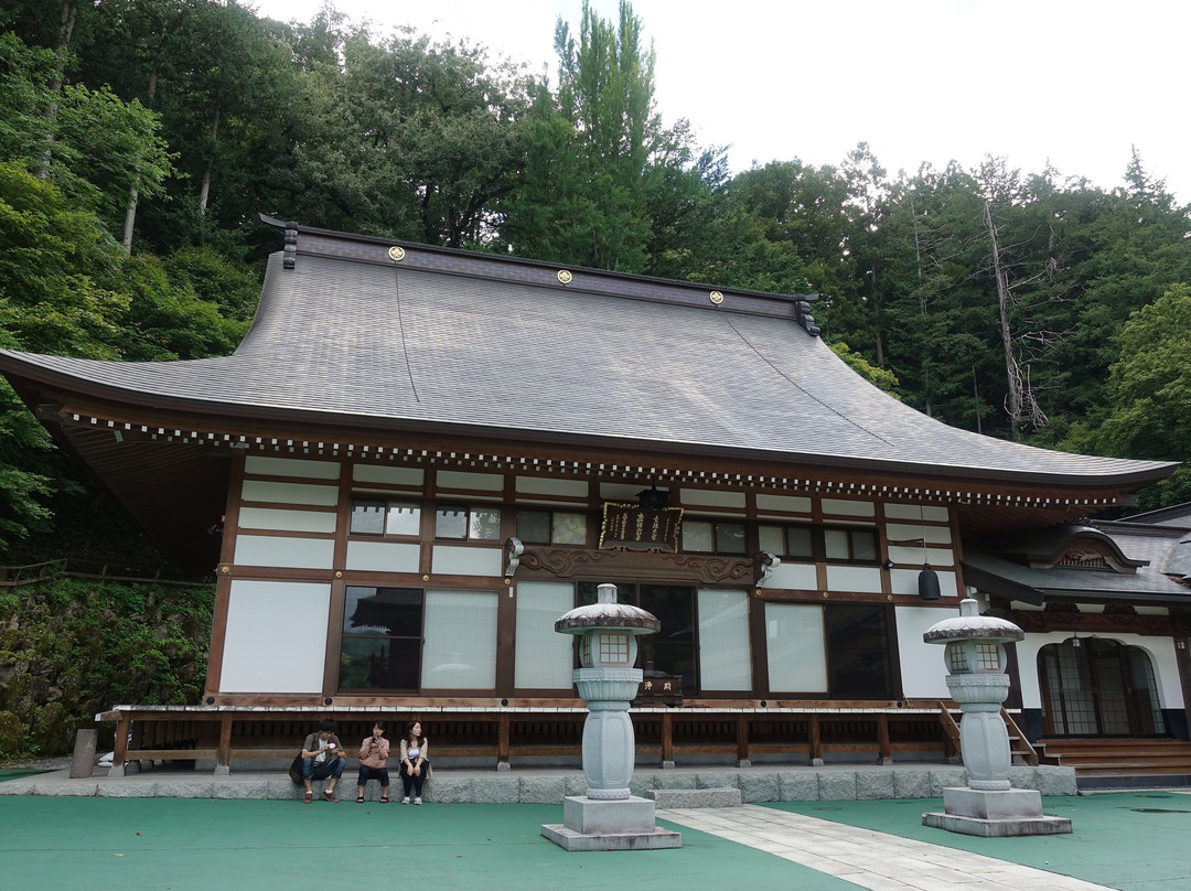 Hokke-ji Temple-诹访市必去景点