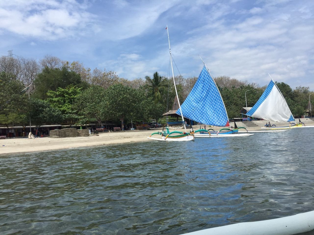 Pasir Putih Beach景点图片