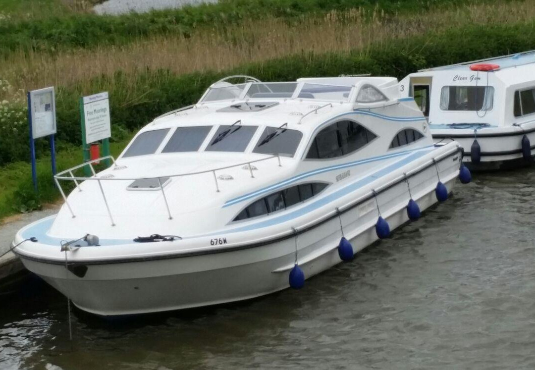Silverline Marine景点图片