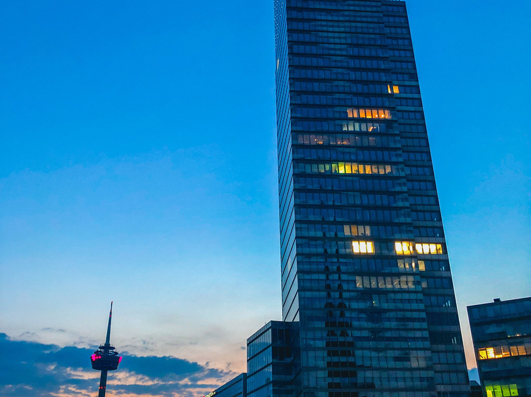 NH典藏科隆媒体园酒店主图