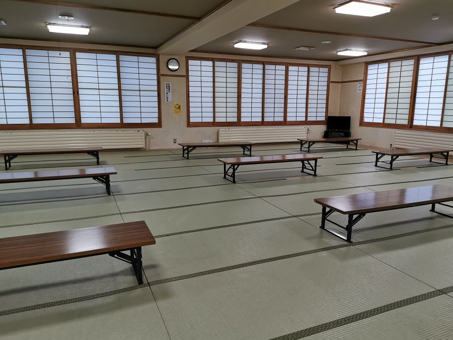 Circle House Akai Beret主图