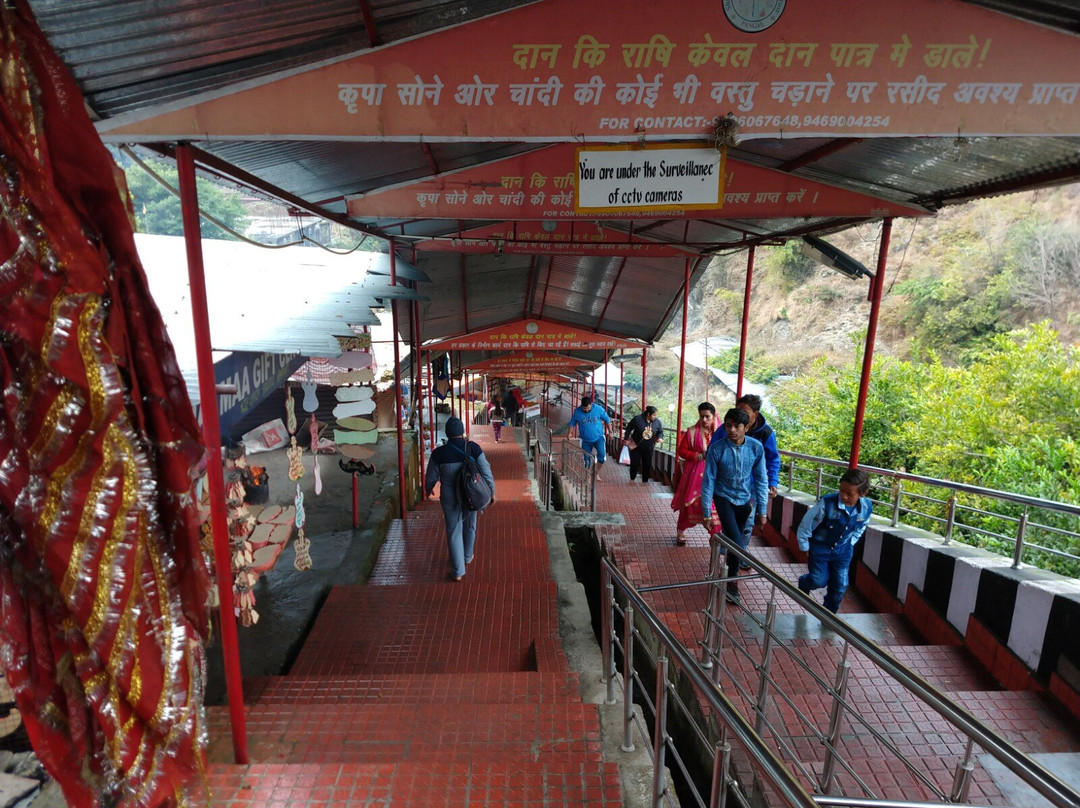 Nau Devi Temple景点图片