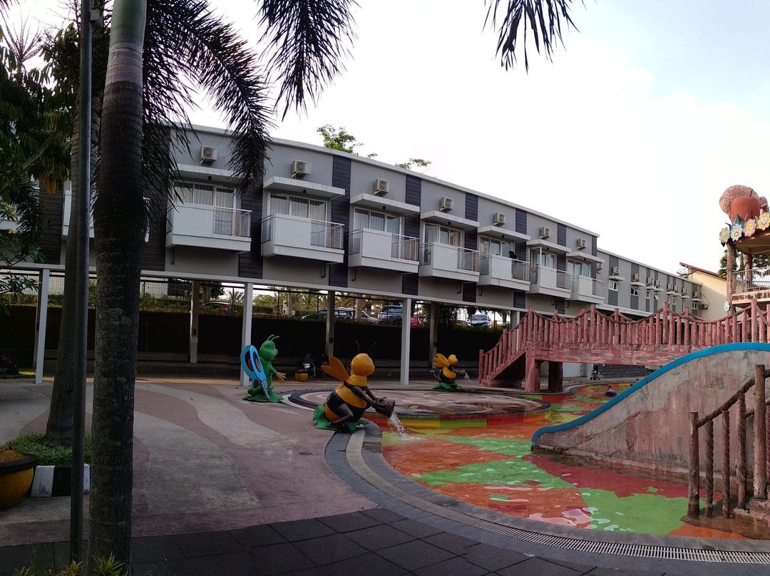 Bess Resort And Waterpark Lawang主图