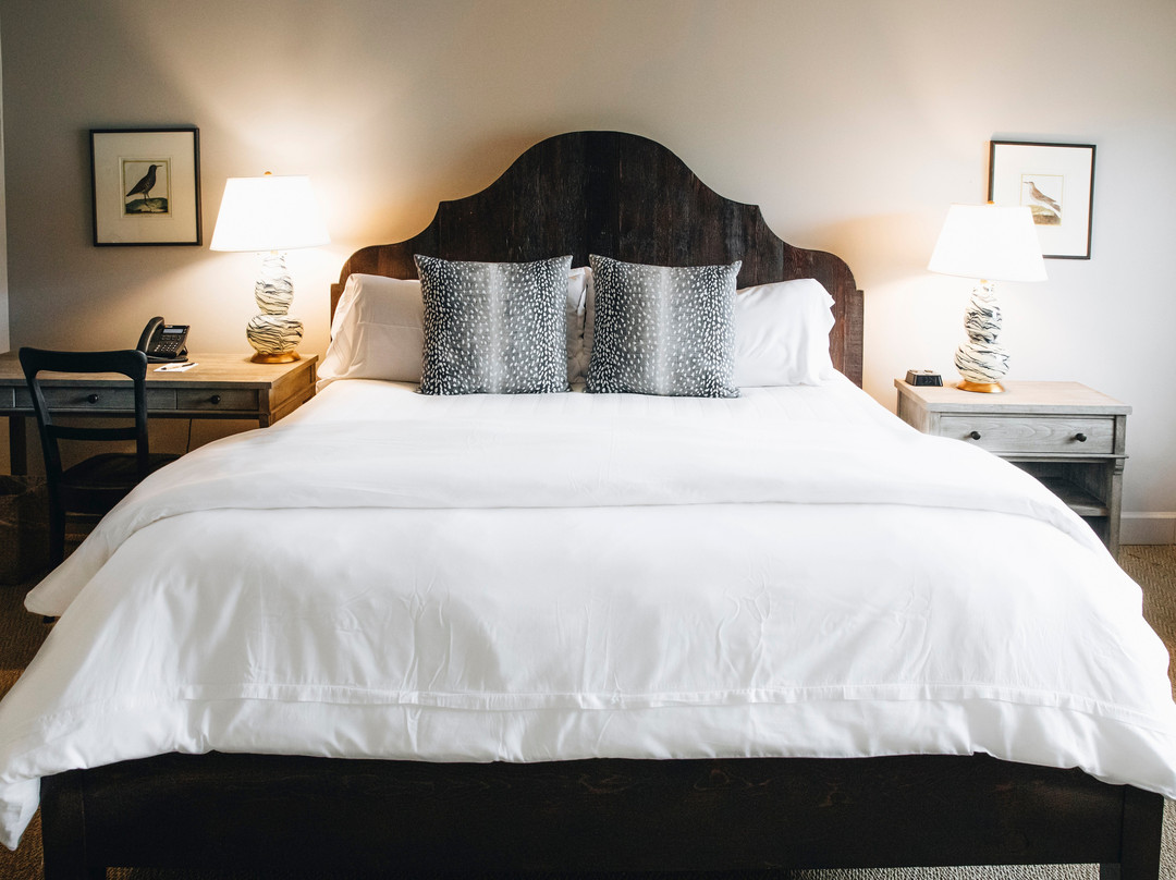 Seven Branches Venue and Inn主图