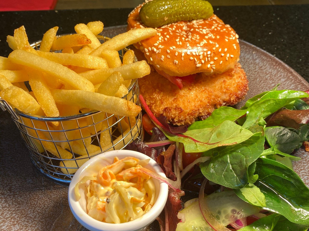 Boathouse Hotel主图