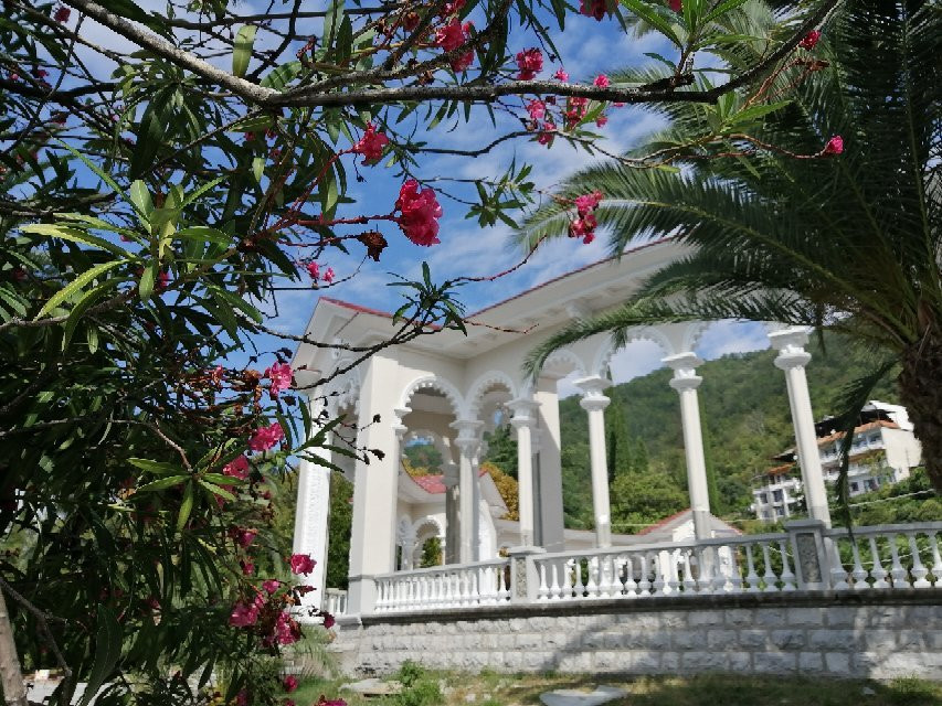Colonnade-Gagra必去景点