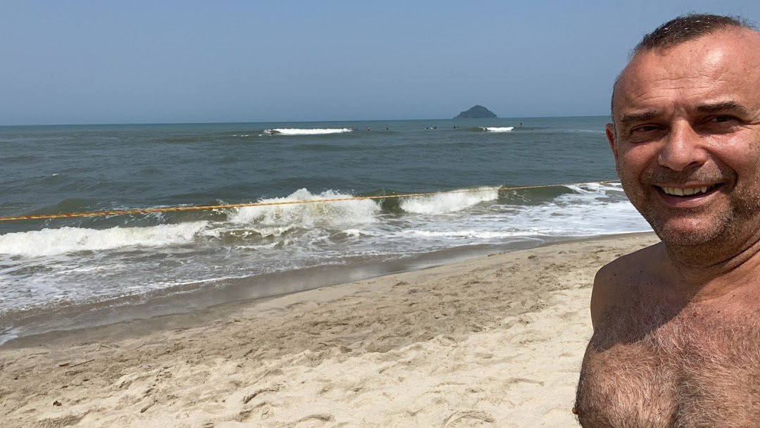Camburi Beach景点图片