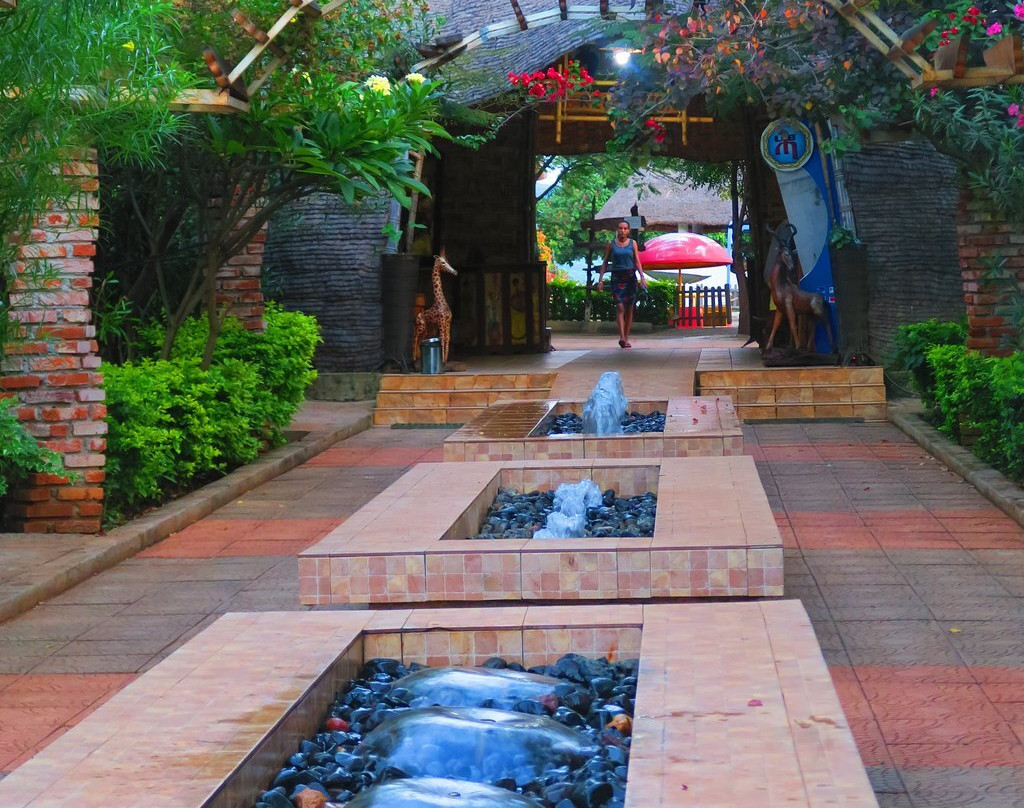Emerald Resort