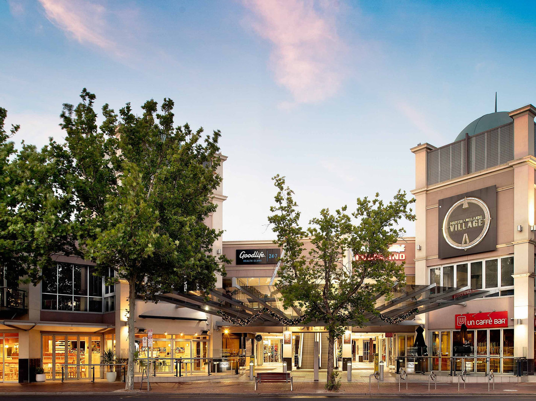 North Adelaide Village Shopping Centre景点图片