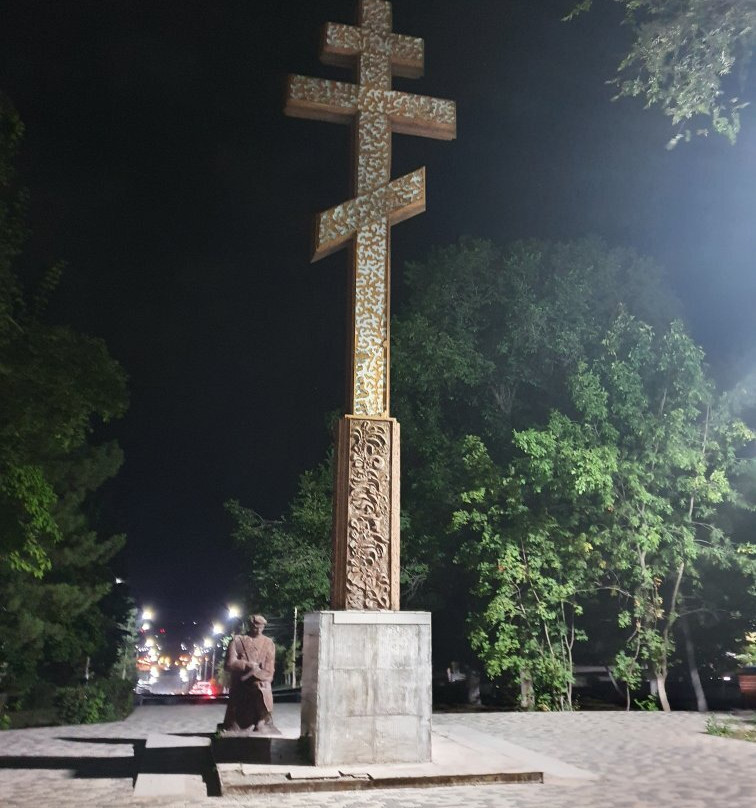 Memorial Cross景点图片